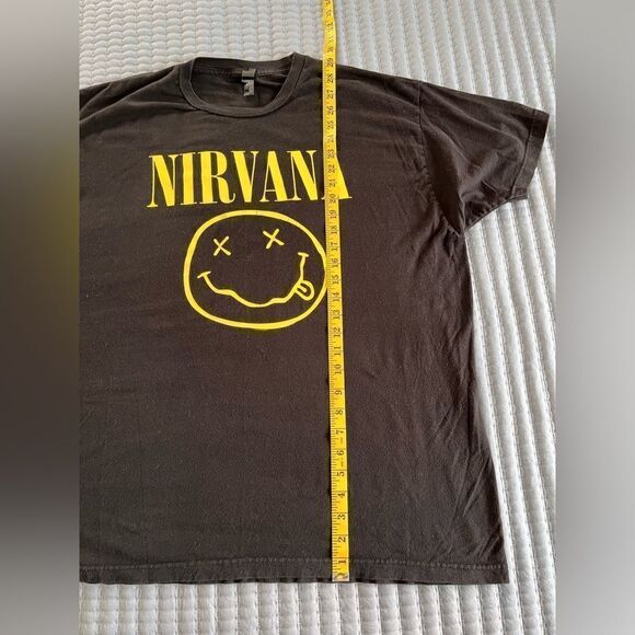 NIRVANA Smiley Face 2012 Black Tee Men's Size 2 XL XXL Kesha Tee Oversized - Picture 6 of 9